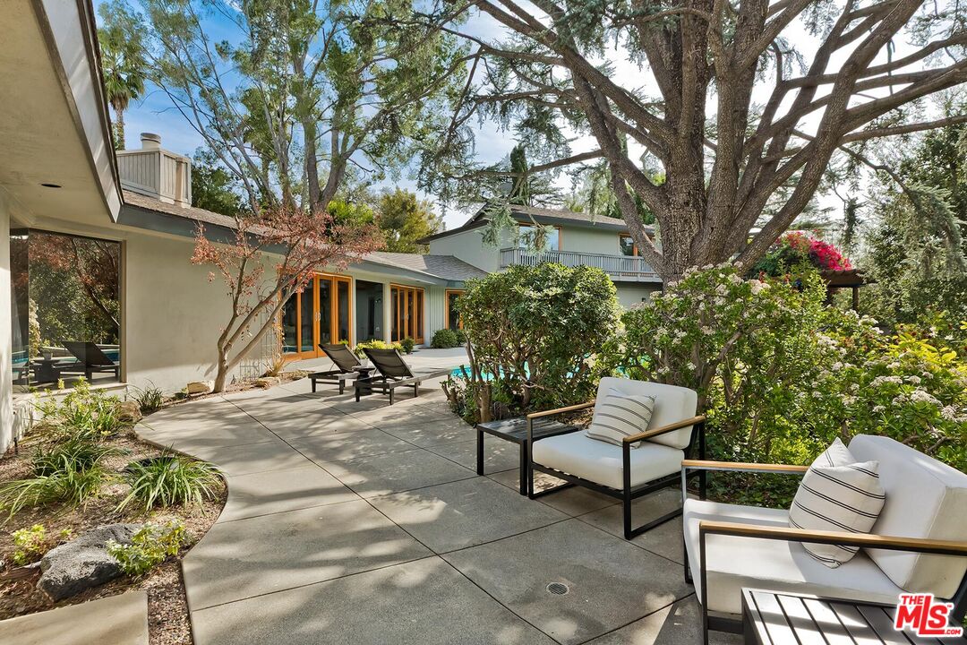 4463 Bergamo Dr
