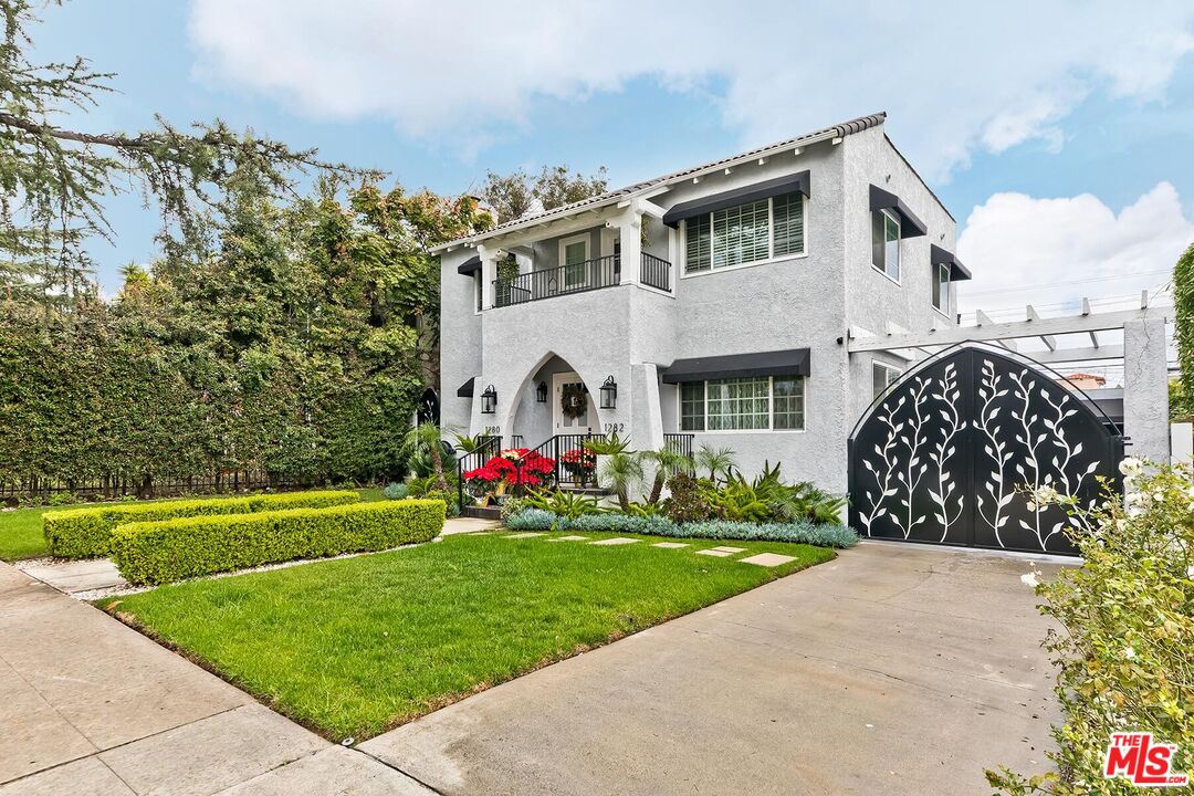 1280 S Redondo Blvd
