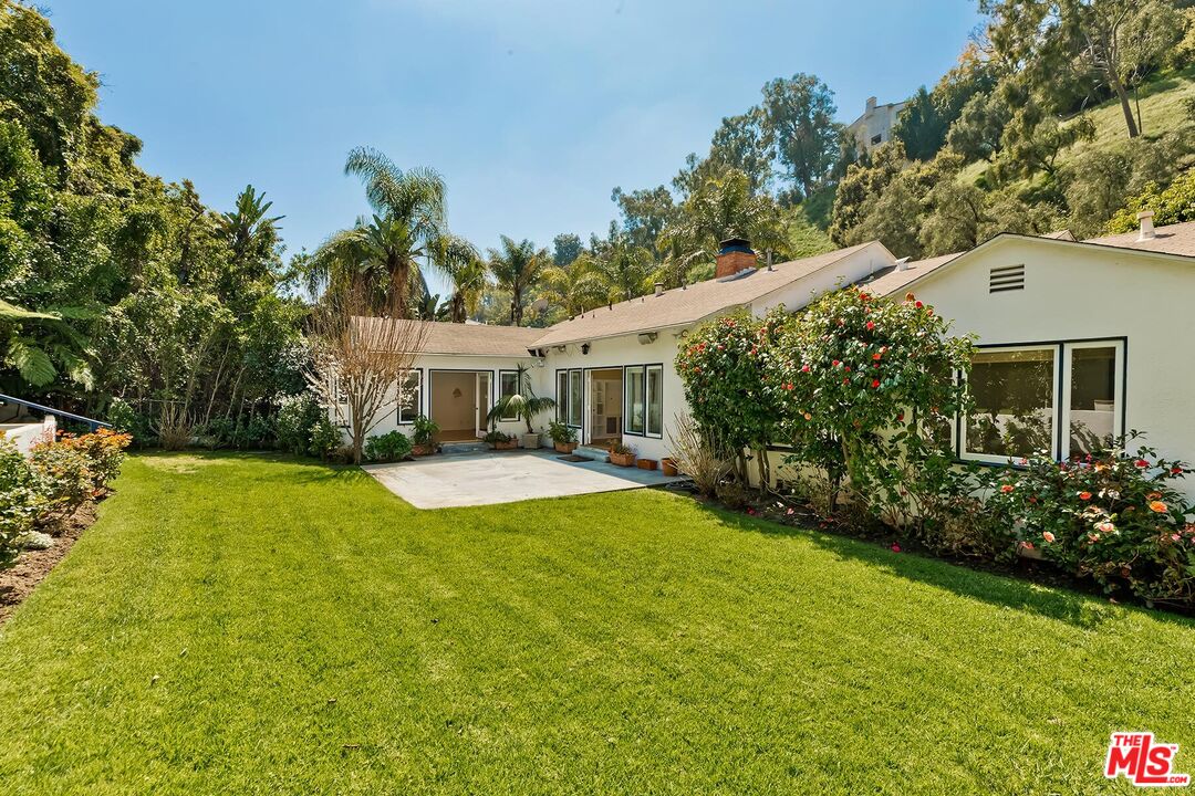 1318 San Ysidro Dr