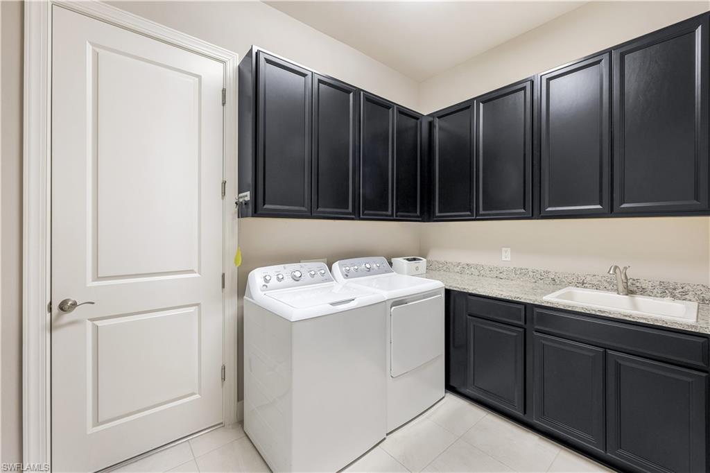 8684 Dilillo CT