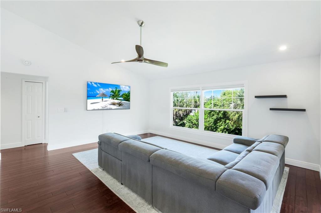 27136 Belle Rio DR