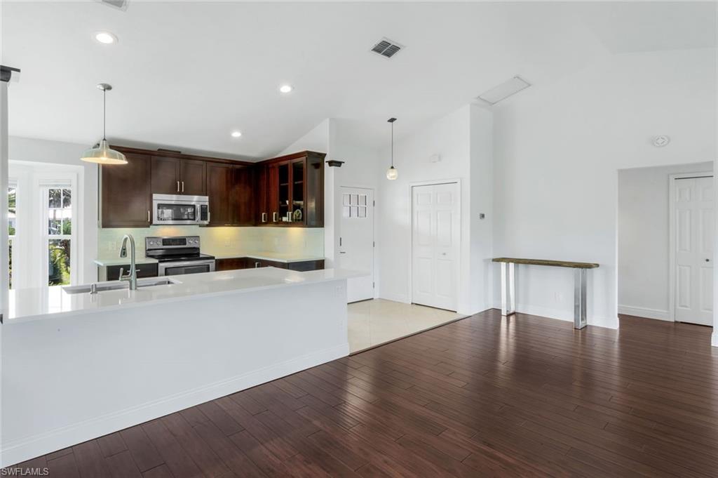 27136 Belle Rio DR