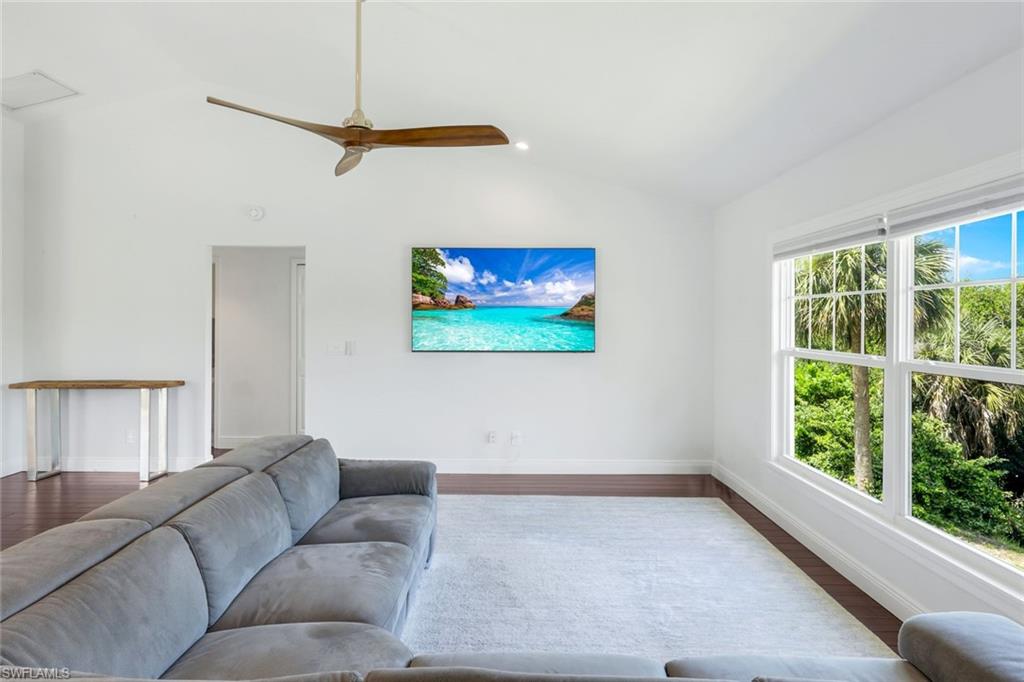 27136 Belle Rio DR