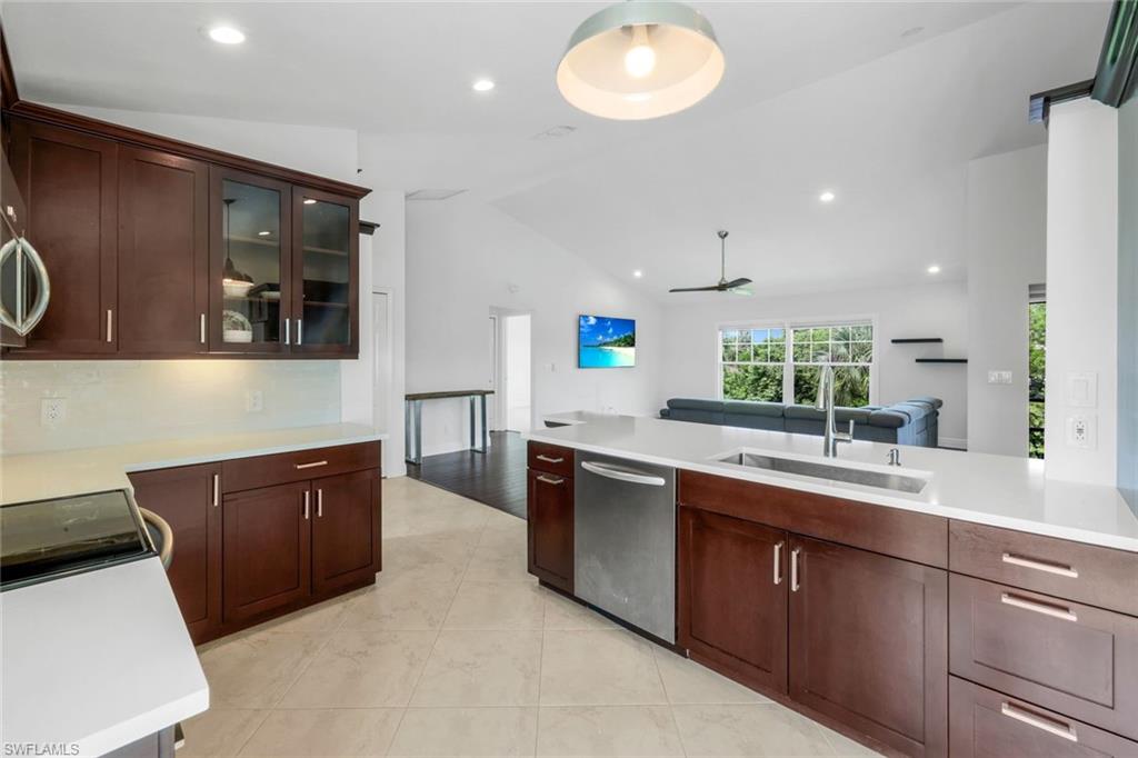 27136 Belle Rio DR