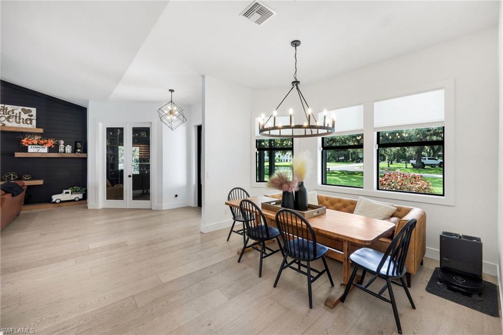 628 Harbor DR
