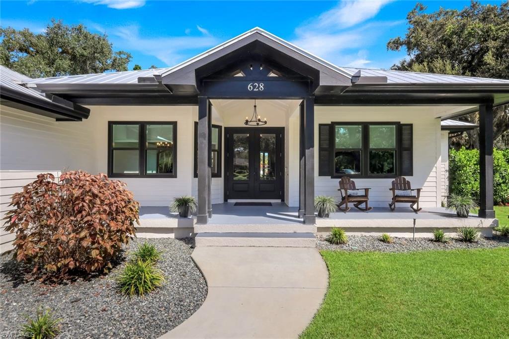 628 Harbor DR