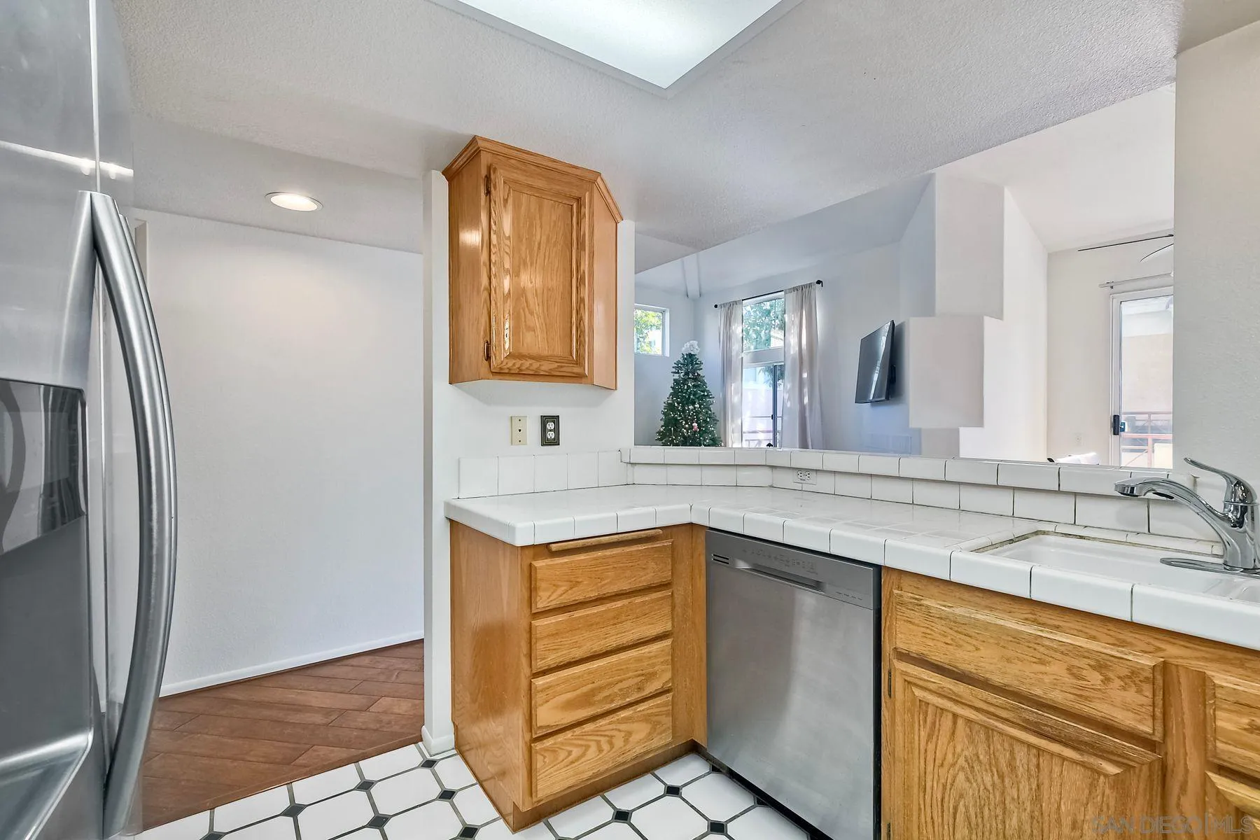 9338 Babauta Rd Unit 73