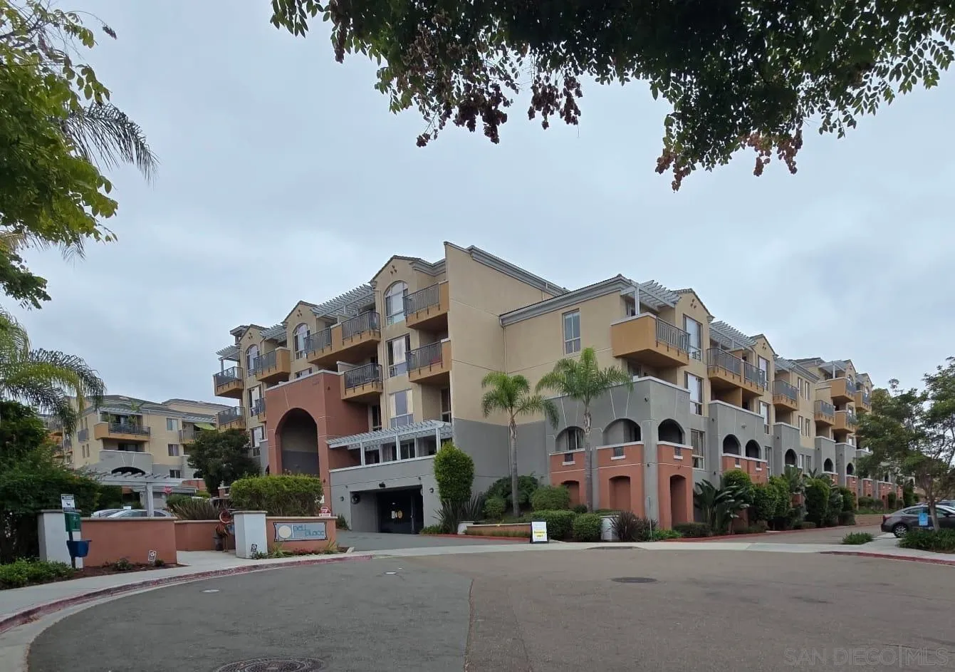 3877 Pell Pl Unit 124