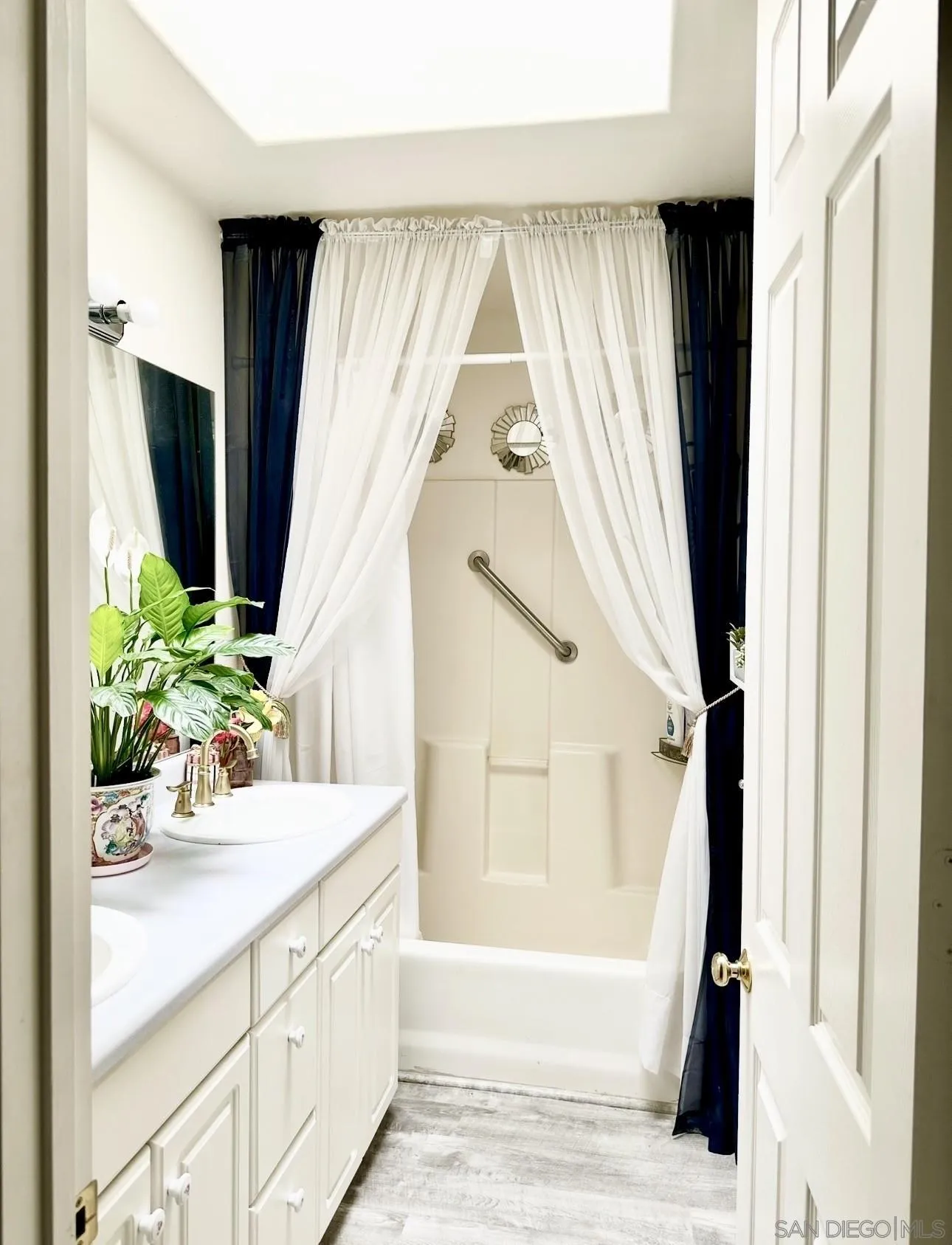 28740 Desert Princess Dr