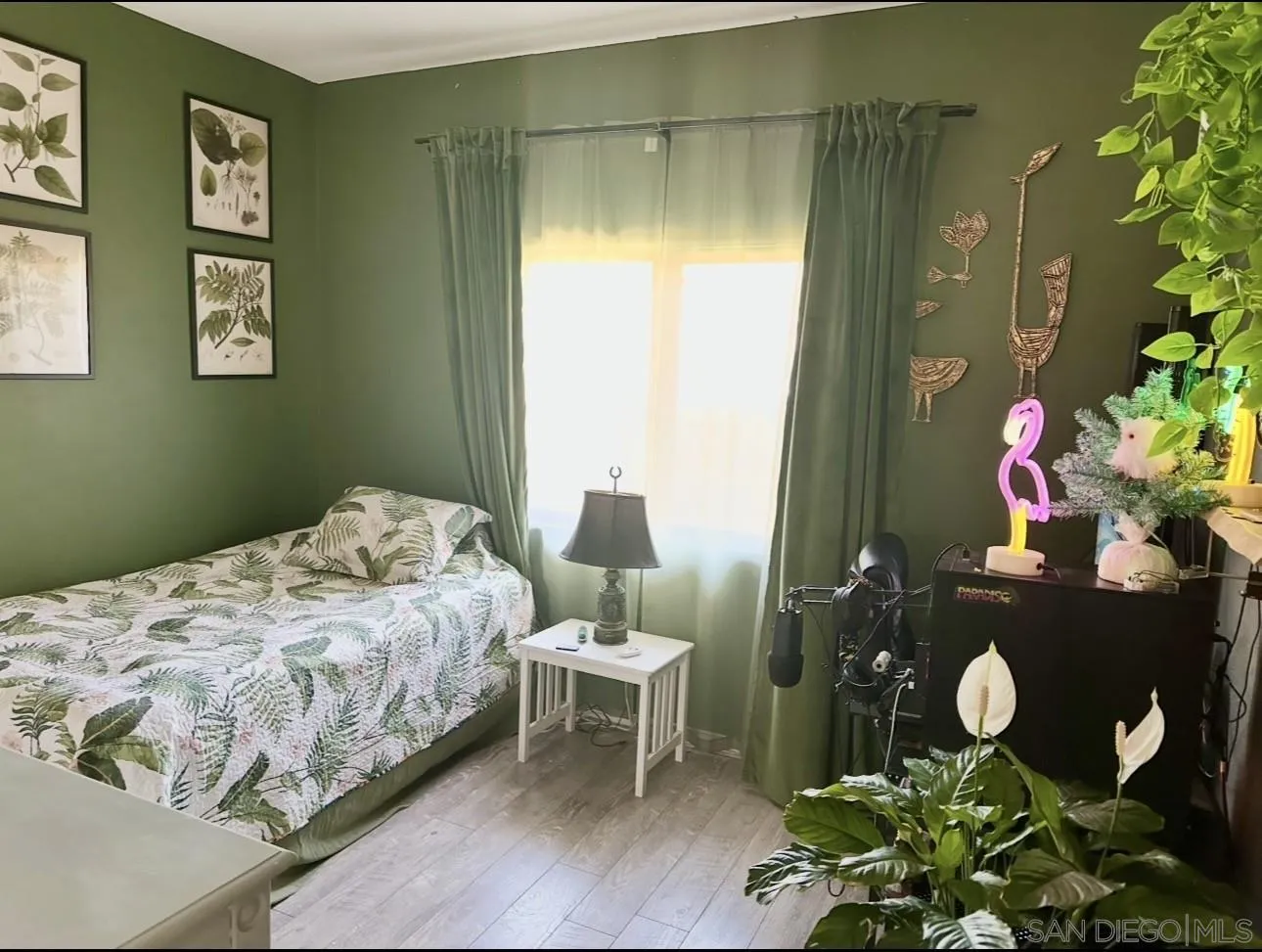 28740 Desert Princess Dr