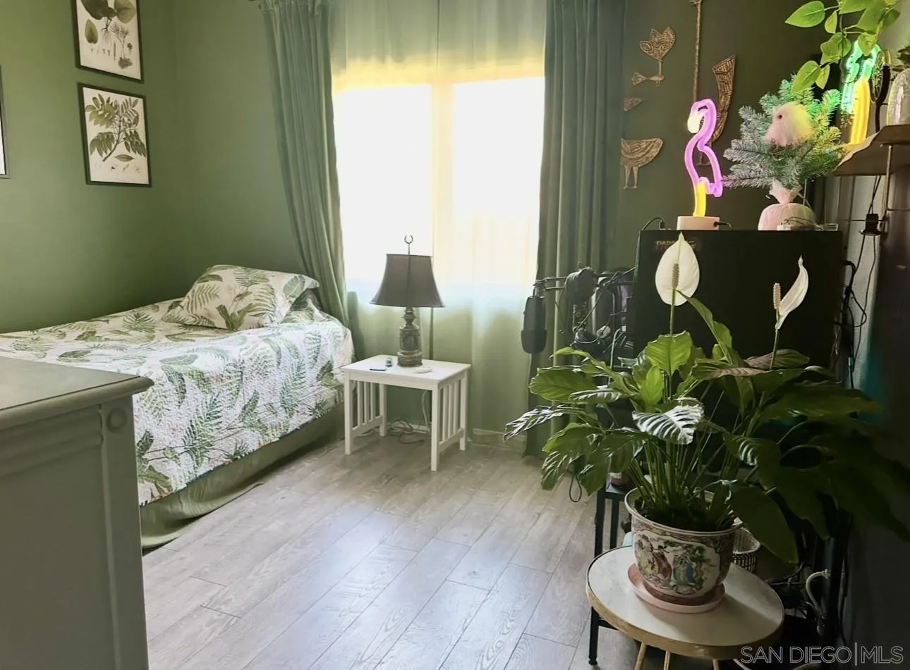 28740 Desert Princess Dr