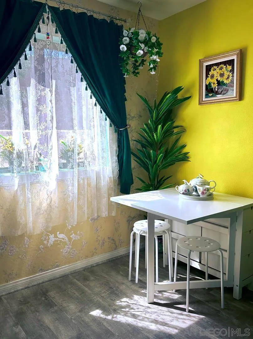 28740 Desert Princess Dr