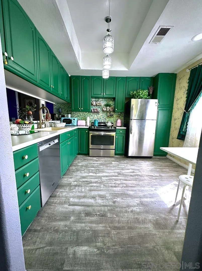 28740 Desert Princess Dr