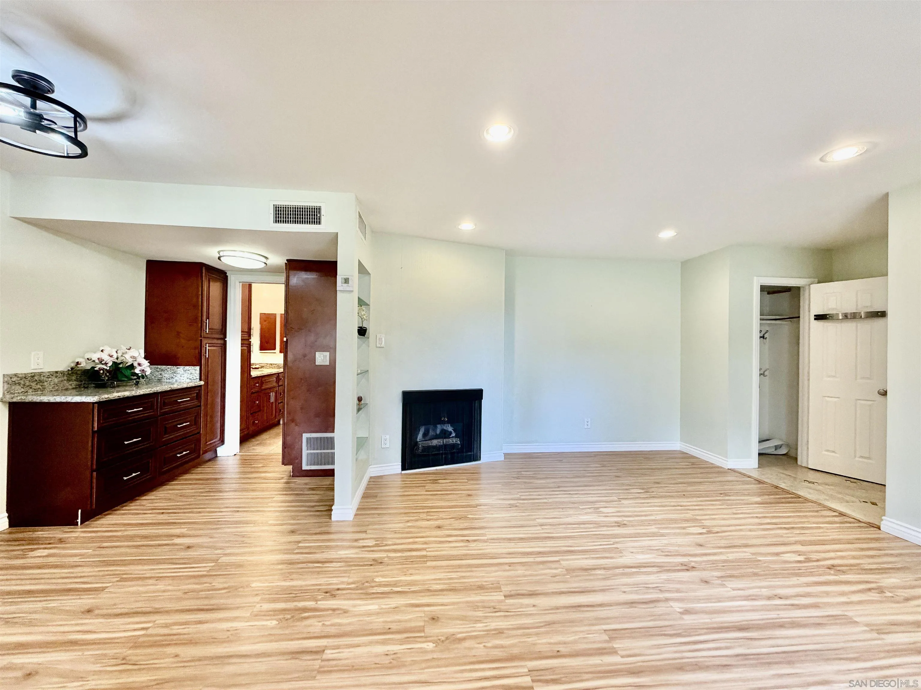 5350 Baltimore Dr Unit 5