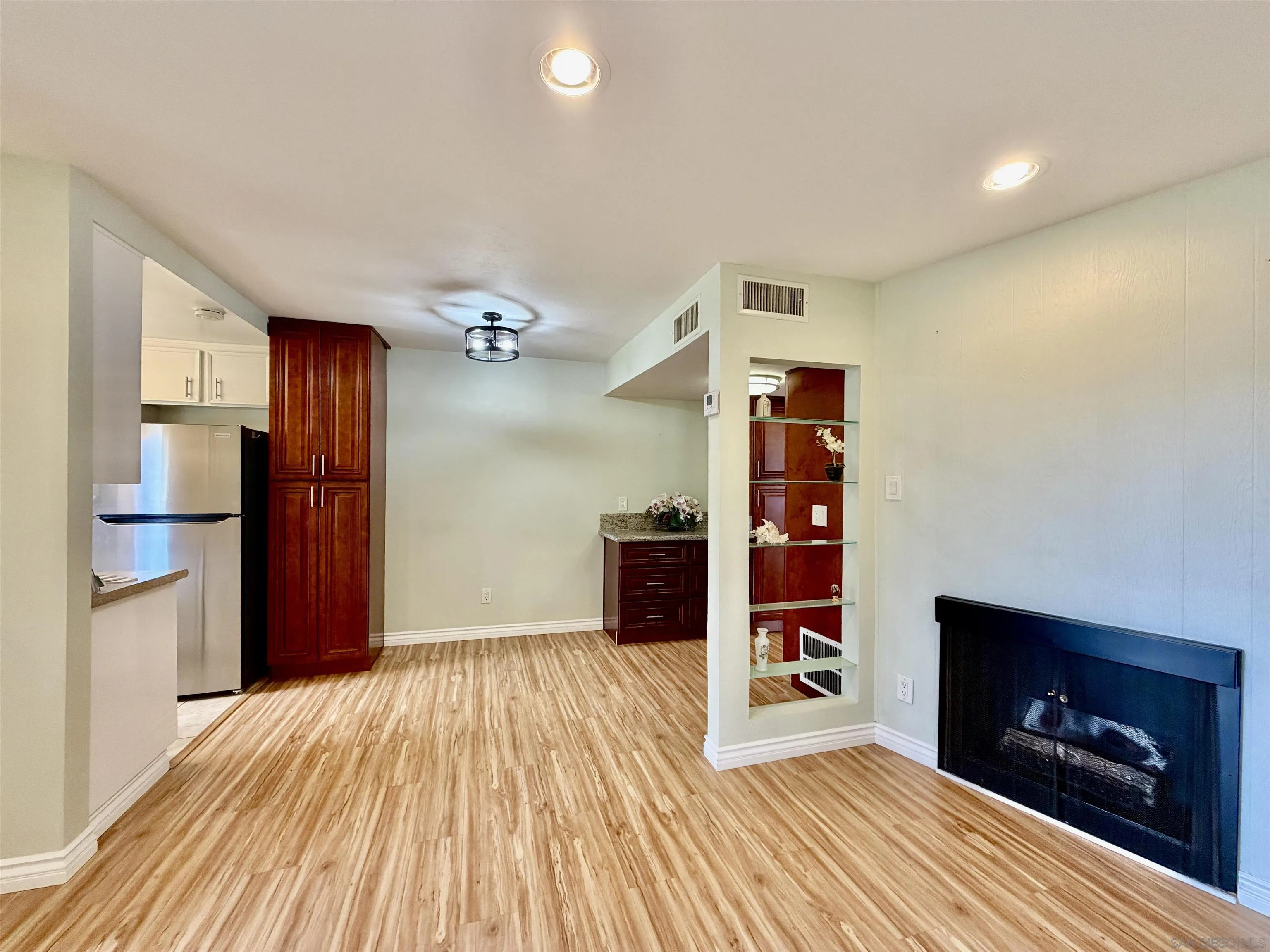 5350 Baltimore Dr Unit 5