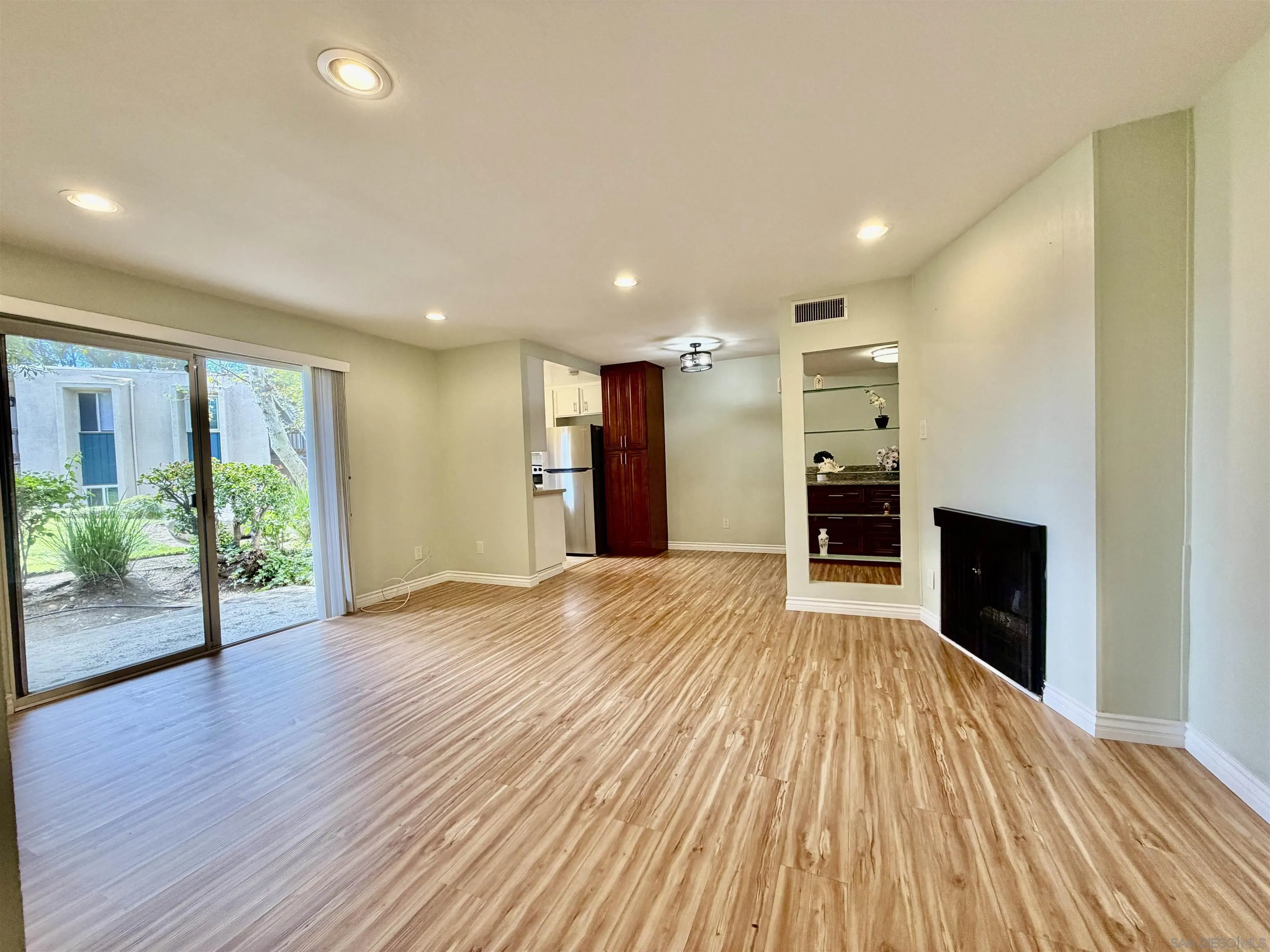 5350 Baltimore Dr Unit 5