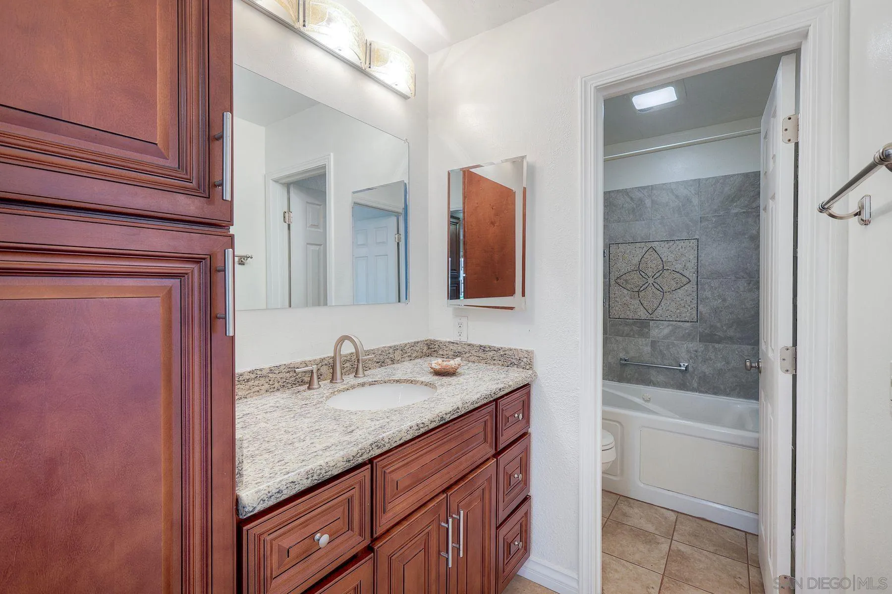 5350 Baltimore Unit 5