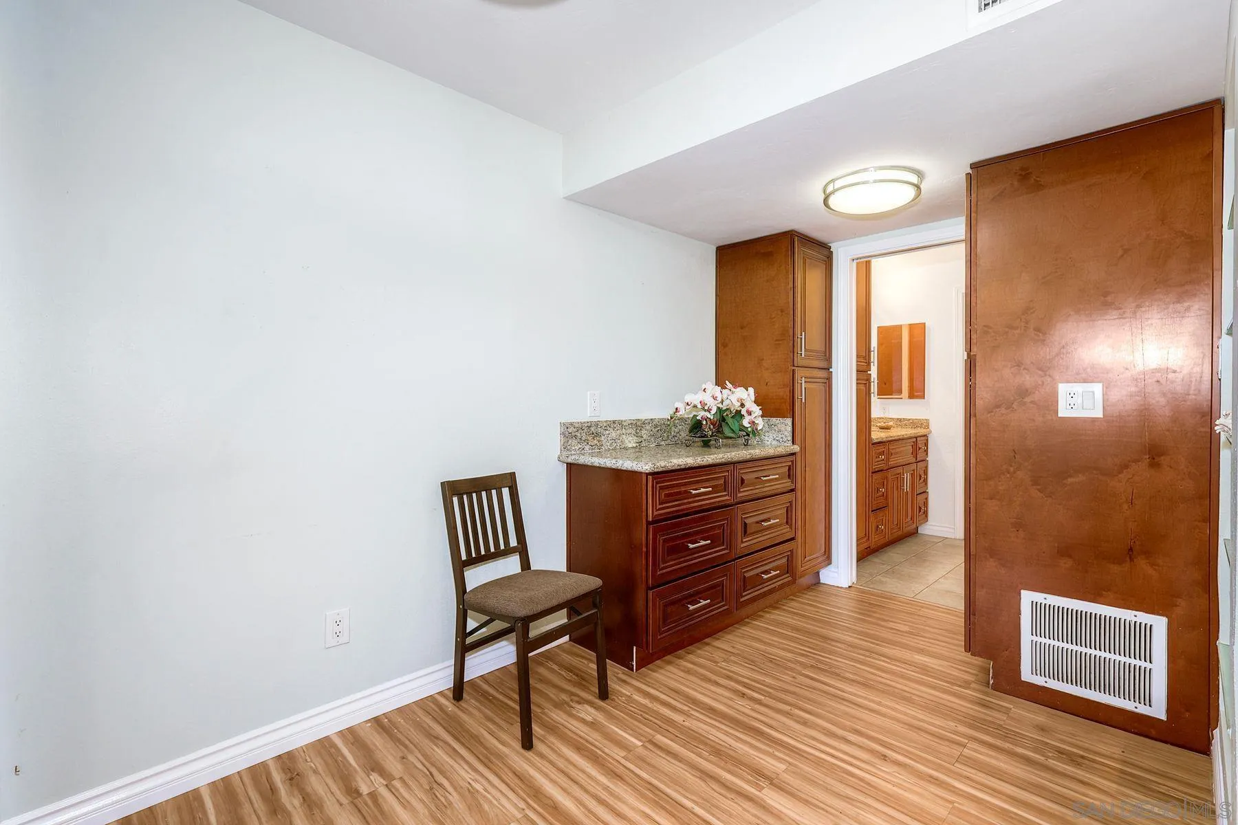 5350 Baltimore Unit 5