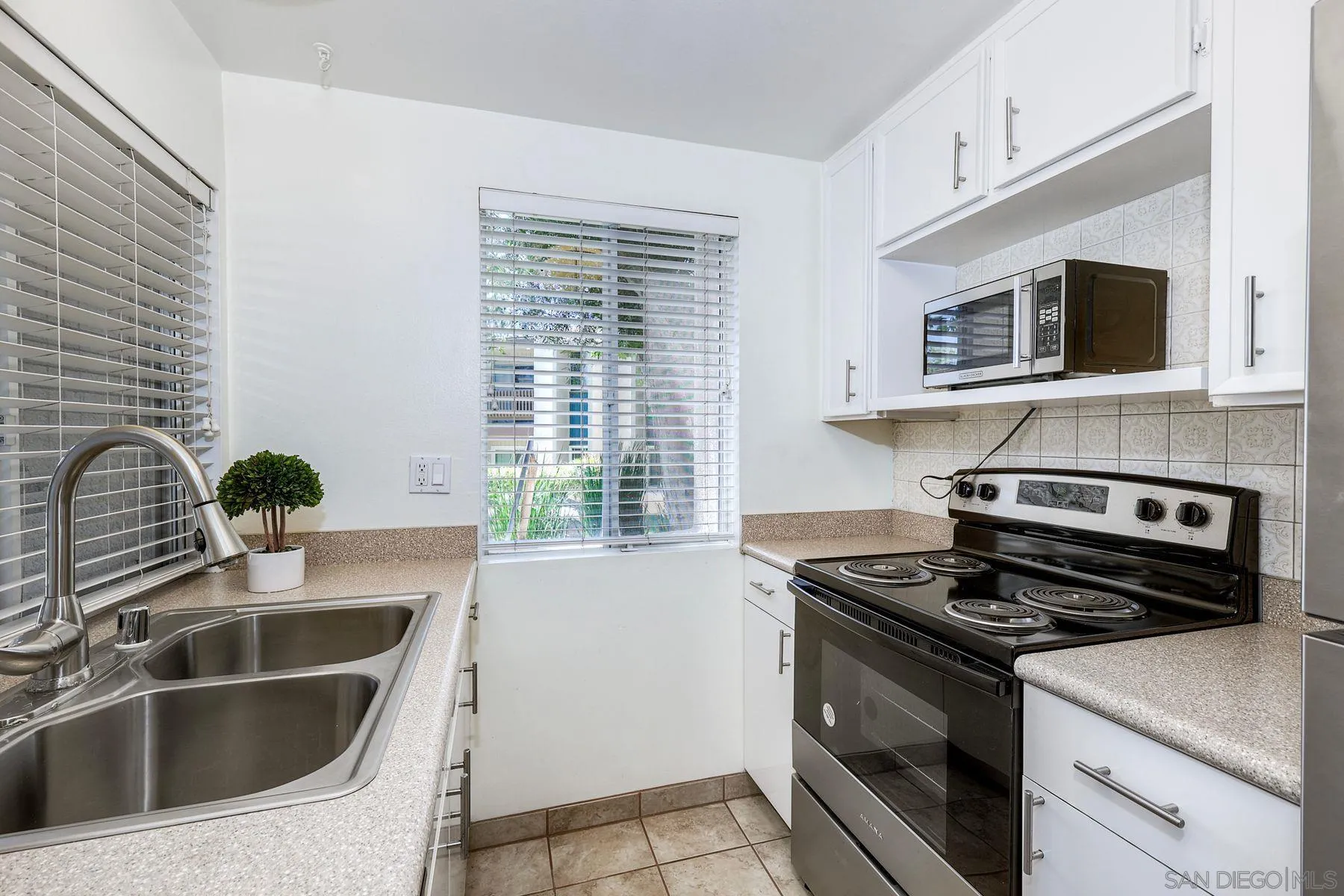 5350 Baltimore Unit 5