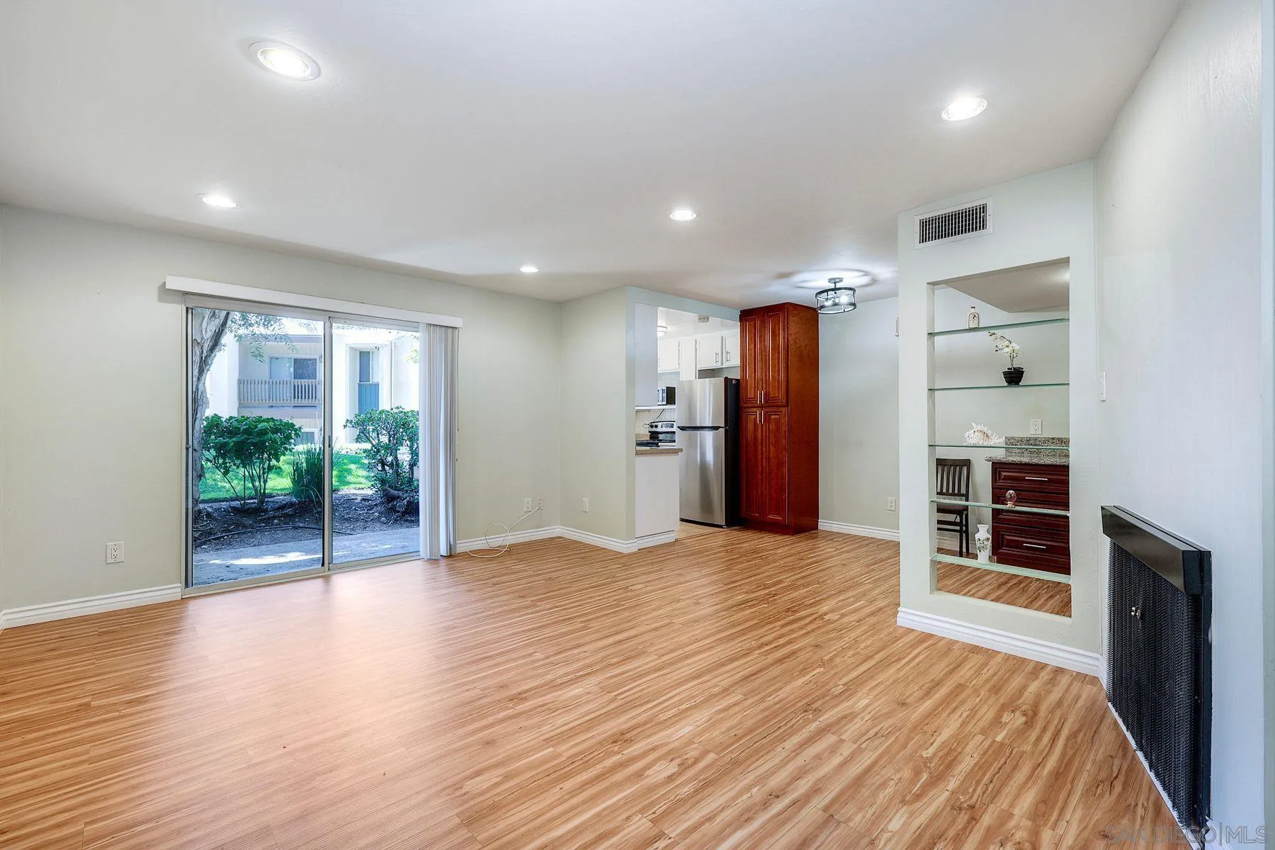 5350 Baltimore Unit 5