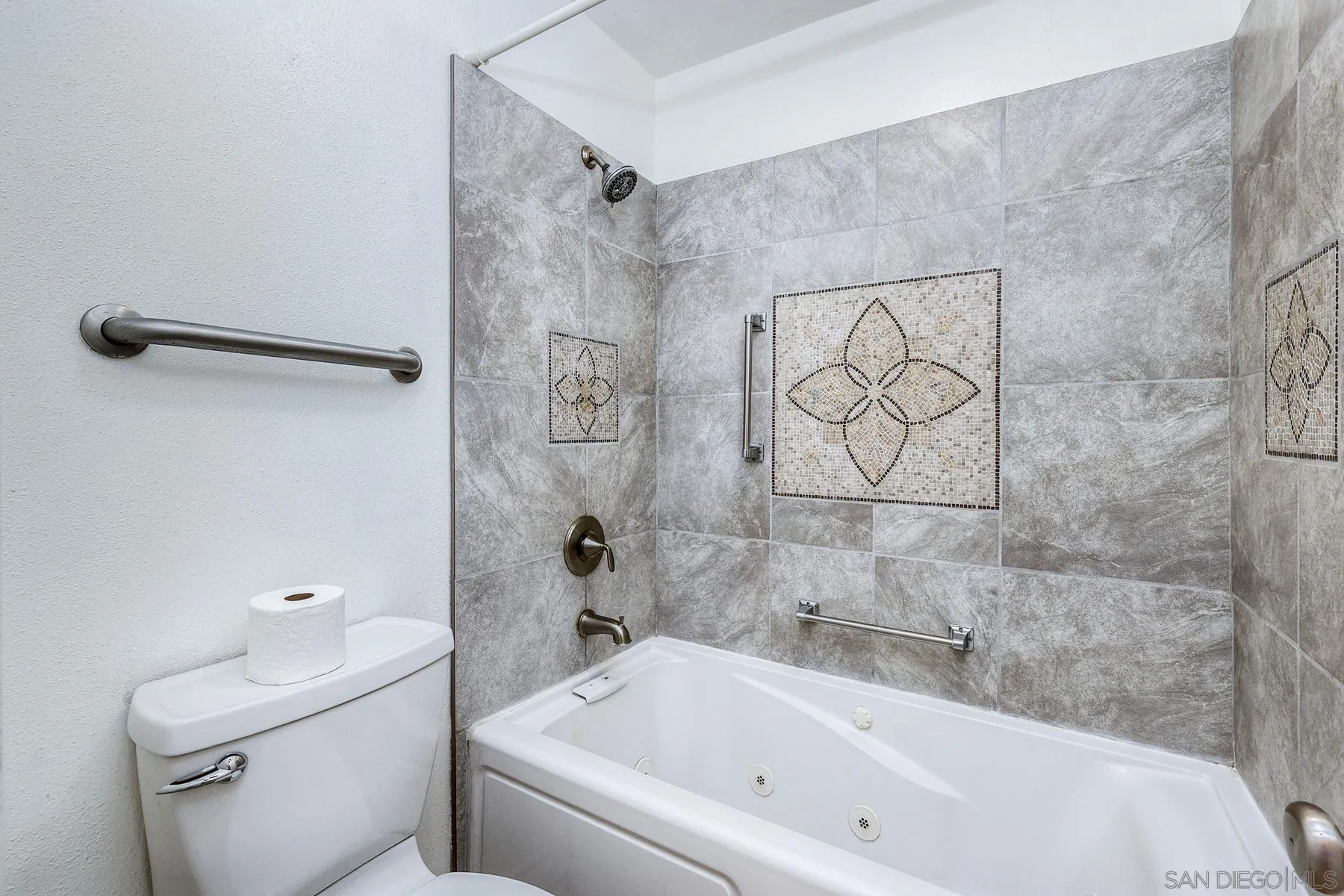 5350 Baltimore Unit 5