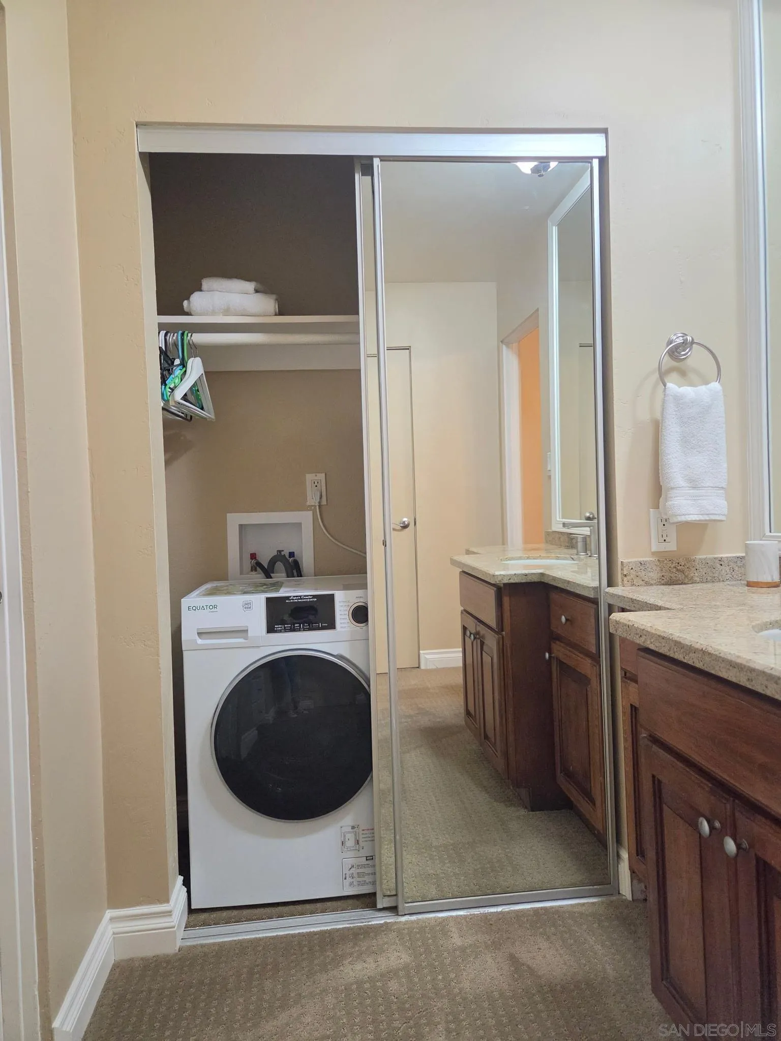 2003 Costa Del Mar Unit 654