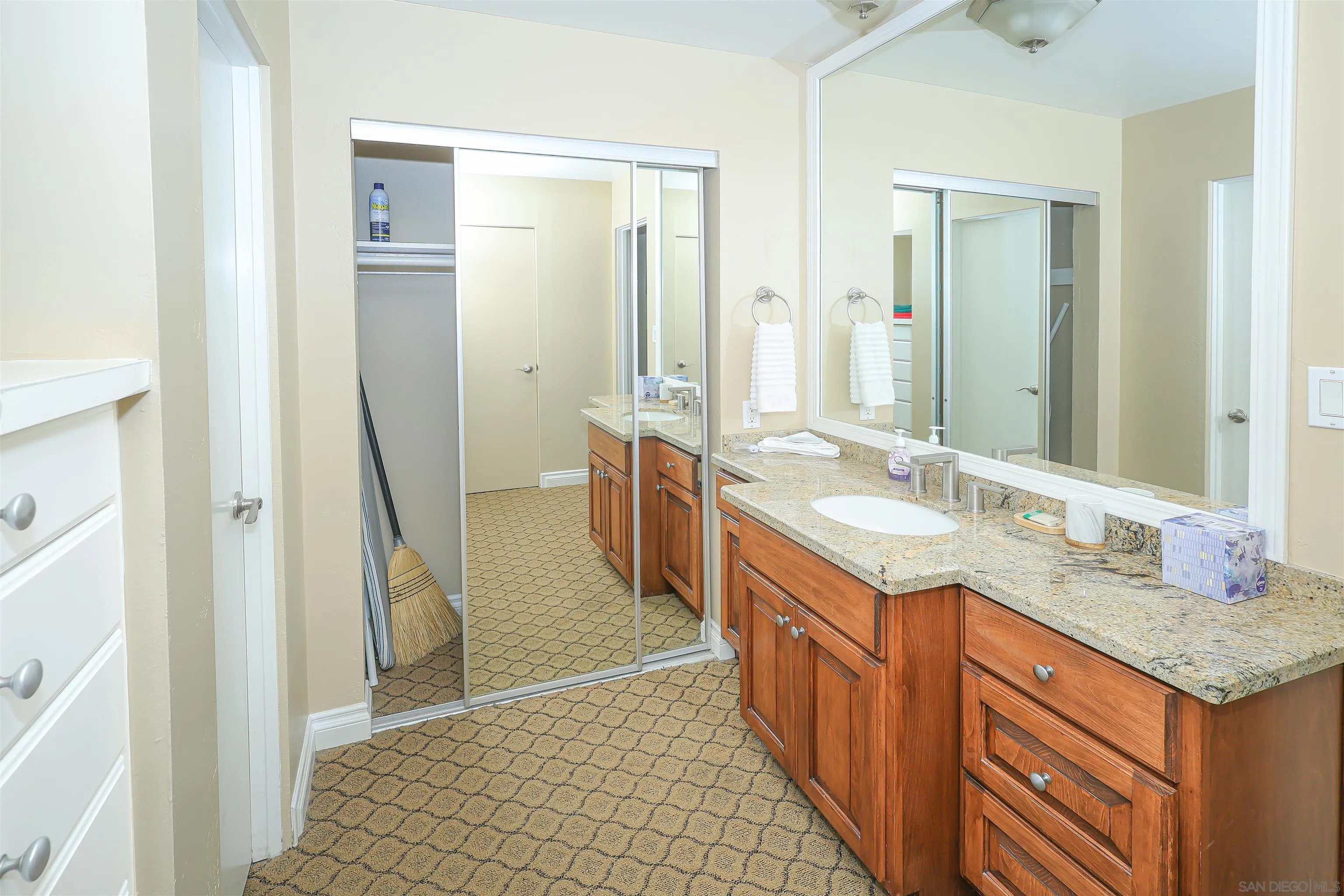2003 Costa Del Mar Unit 654