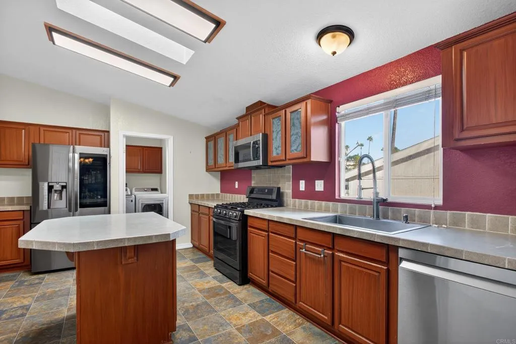 13450 Highway 8 Business Unit Space 16