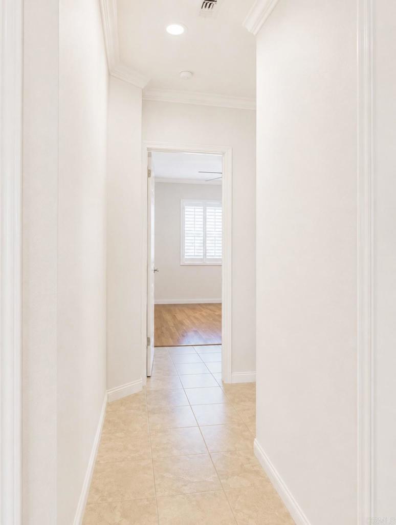 81391 Avenida Madrid
