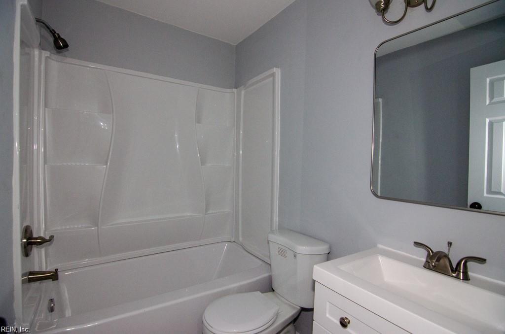 1005 Hillside AVE 2
