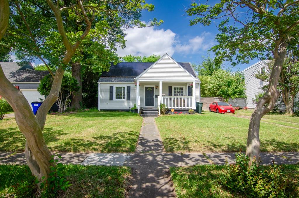8123 Kenwood DR