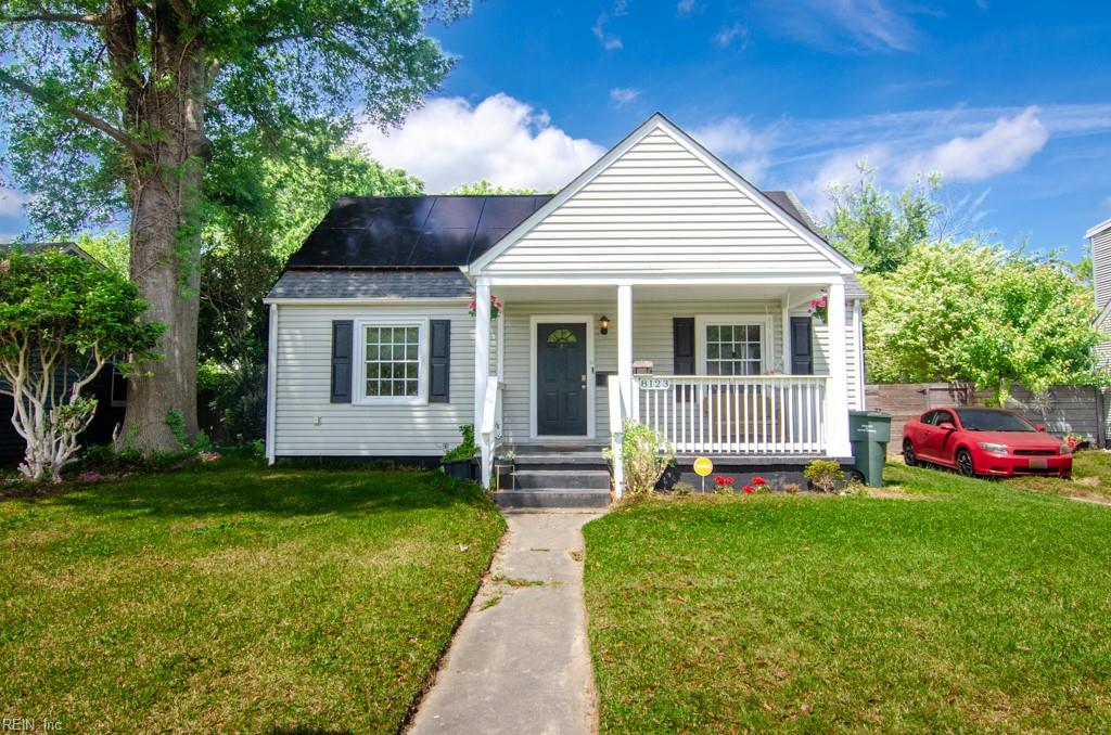 8123 Kenwood DR