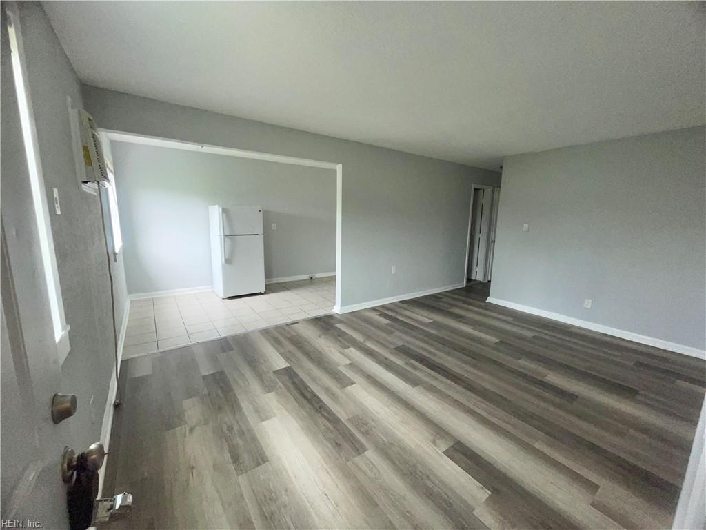 2510 Leo ST 1