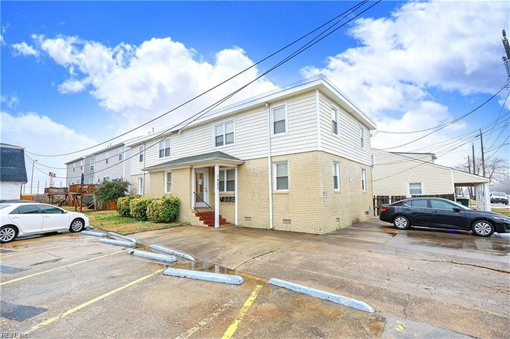 1423 W Ocean View AVE 2