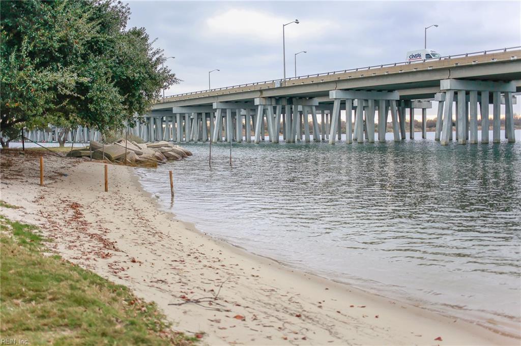 835 Little Bay Avenue AVE 32/D