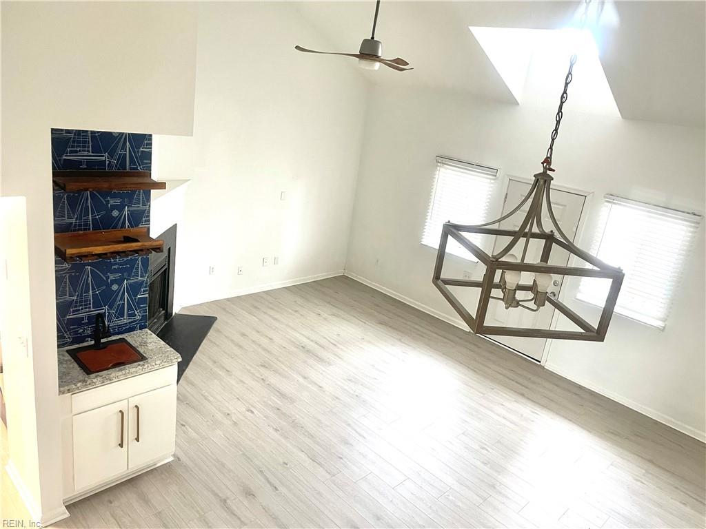 835 Little Bay Avenue AVE 32/D