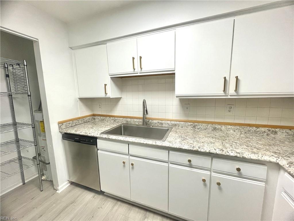 835 Little Bay Avenue AVE 32/D