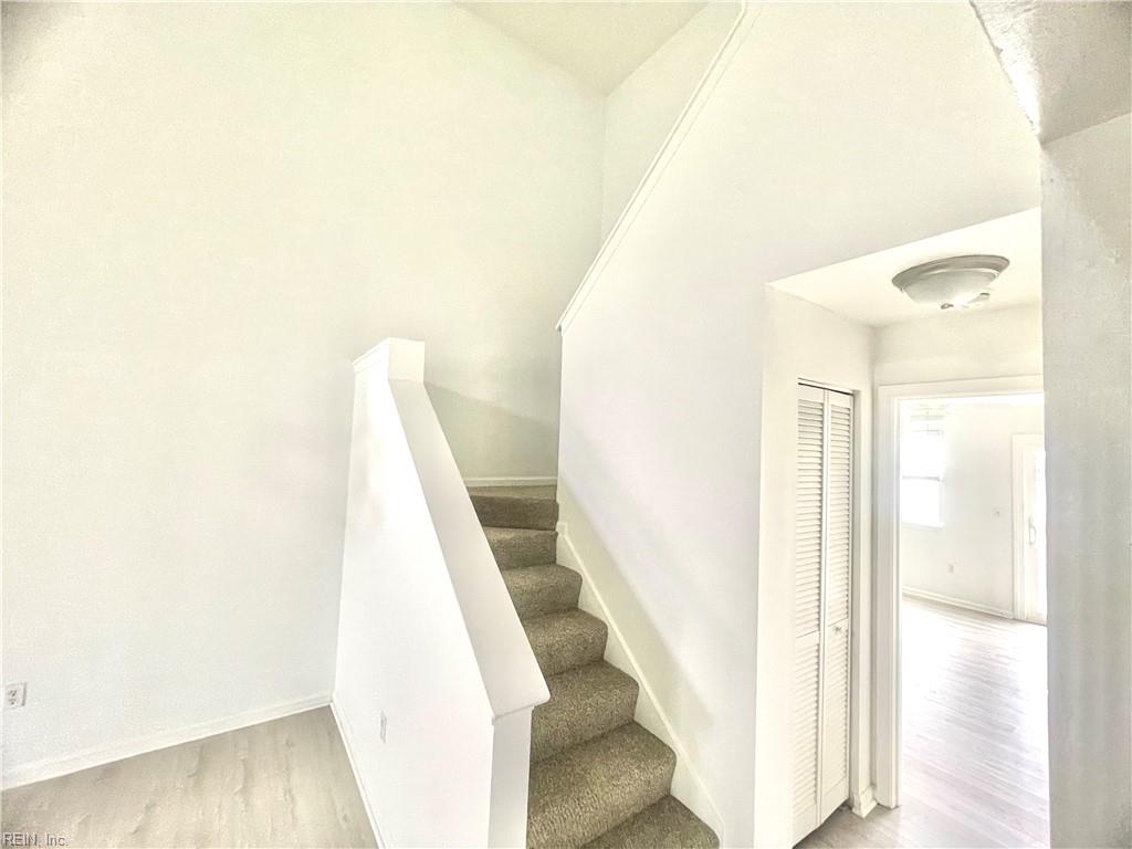 835 Little Bay Avenue AVE 32/D