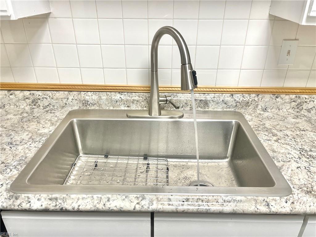 835 Little Bay Avenue AVE 32/D