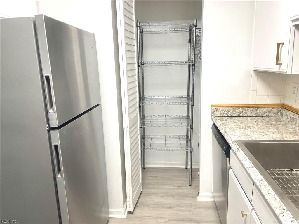 835 Little Bay Avenue AVE 32/D