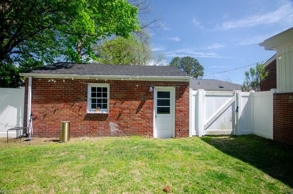 1750 Hancock Ave. AVE