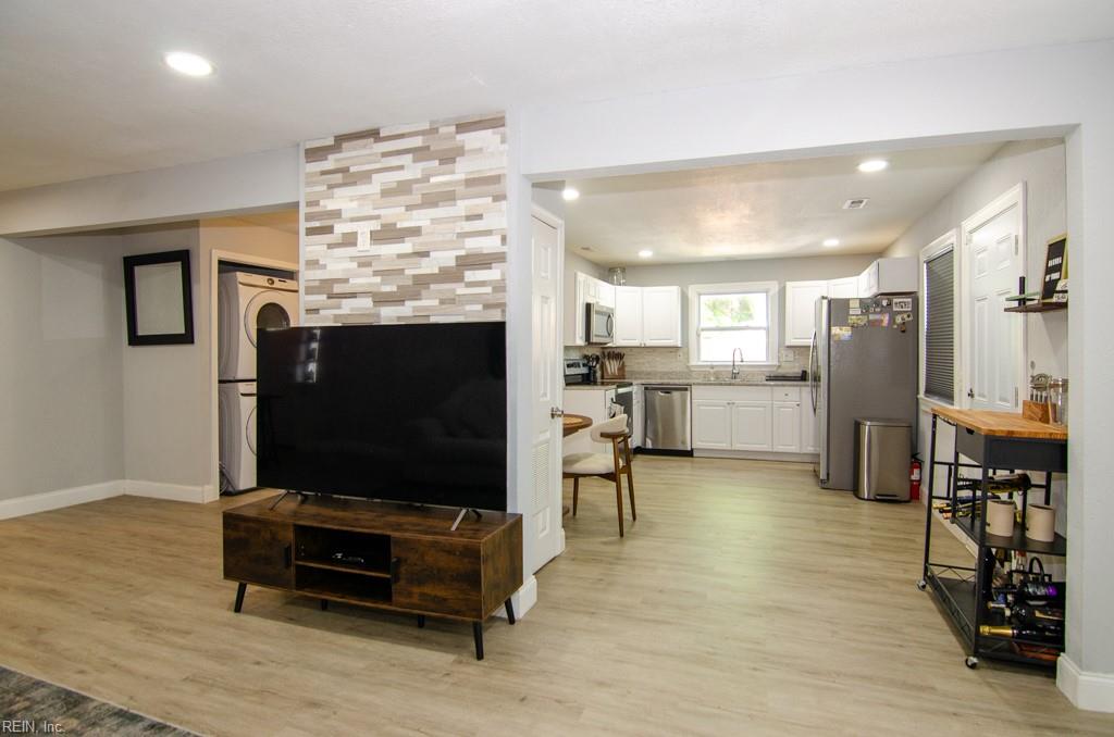 1750 Hancock Ave. AVE