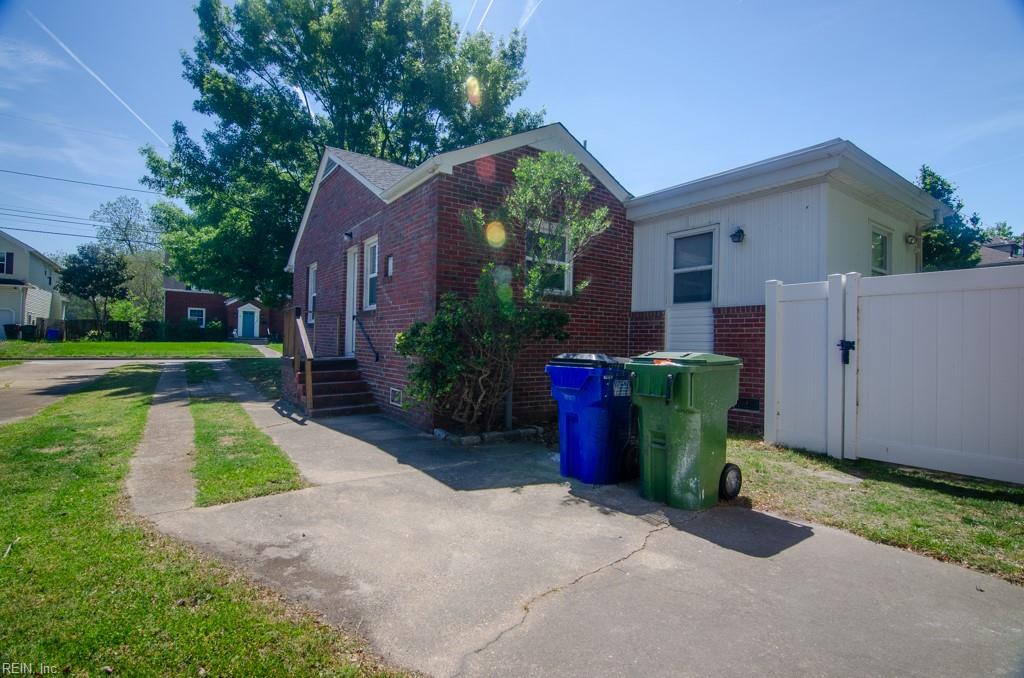 1750 Hancock Ave. AVE