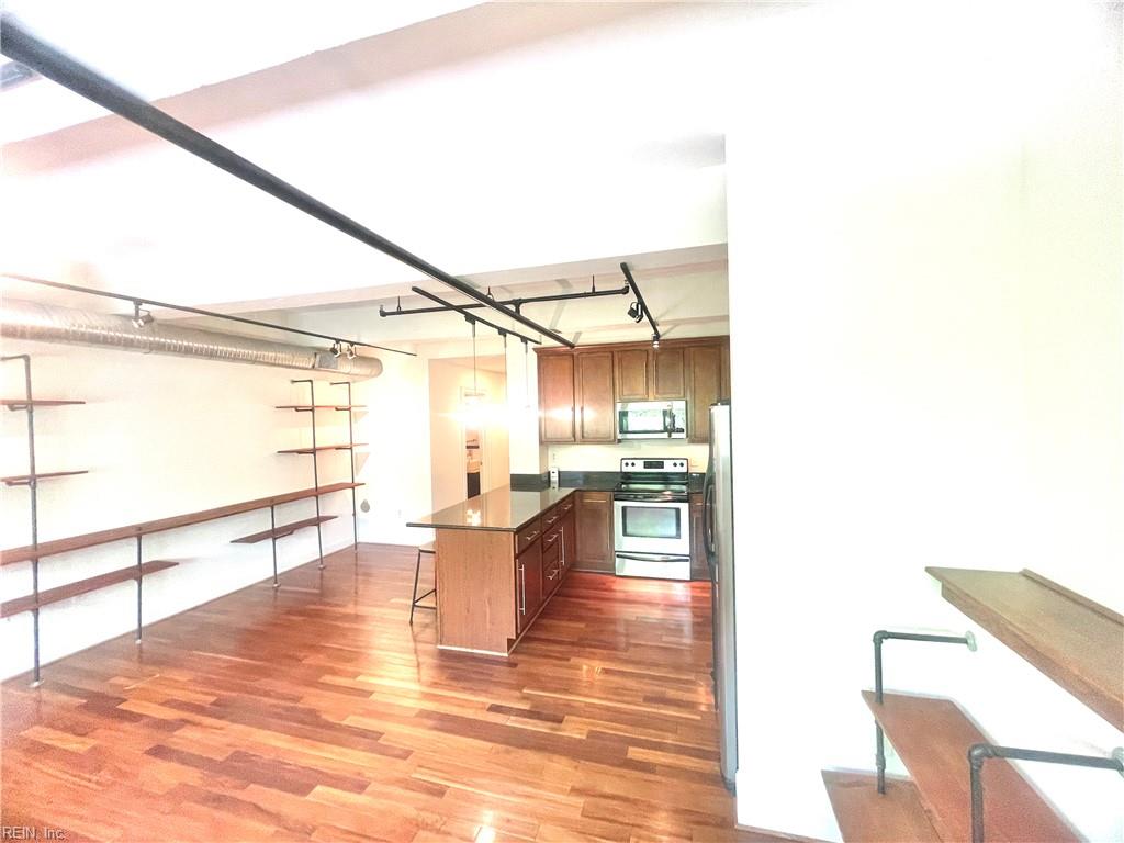 426 Granby ST 2B