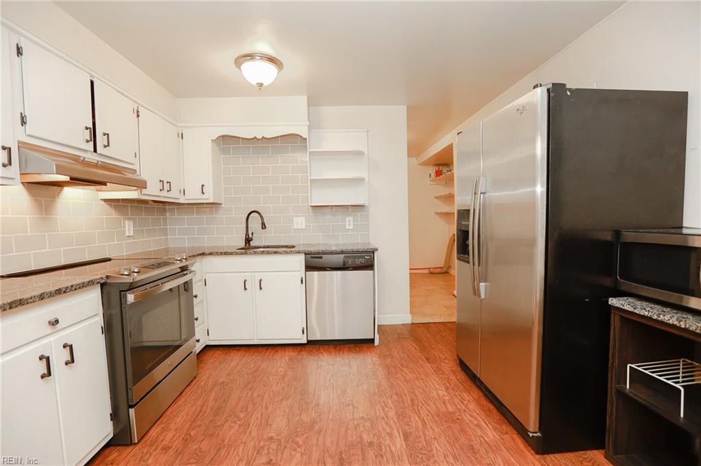 3424 Rainey RD