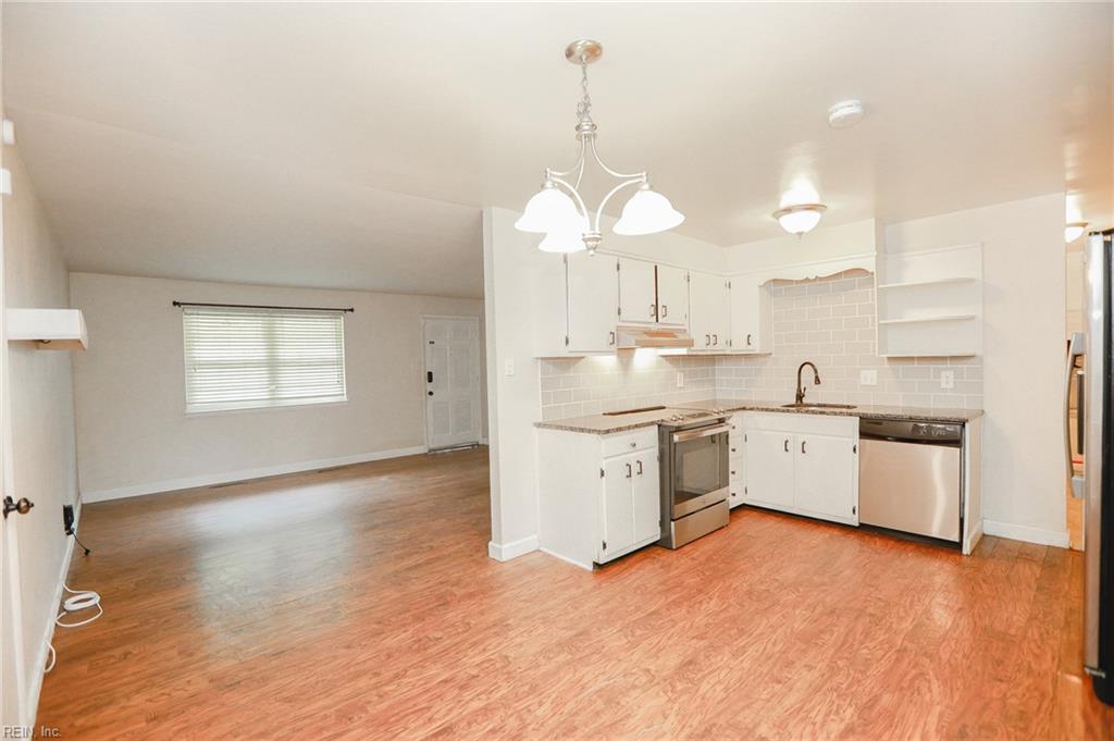 3424 Rainey RD