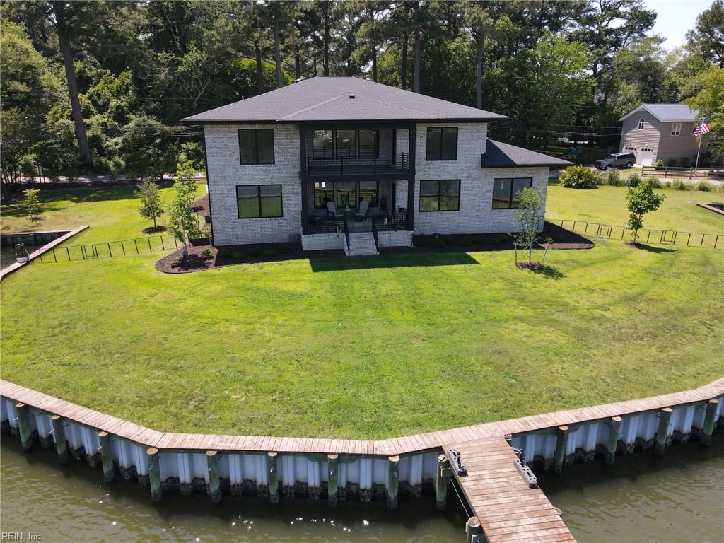 1539 McCullough LN