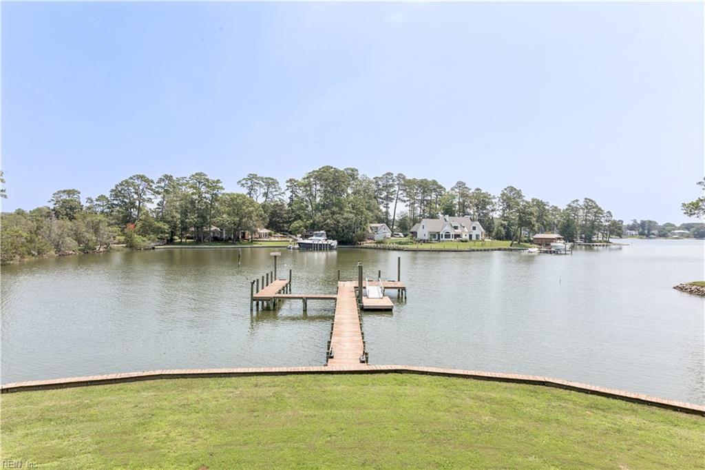 1539 McCullough LN