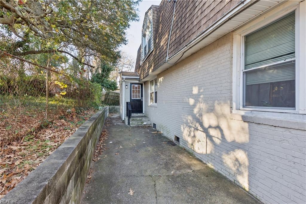 1005 Hillside AVE 1