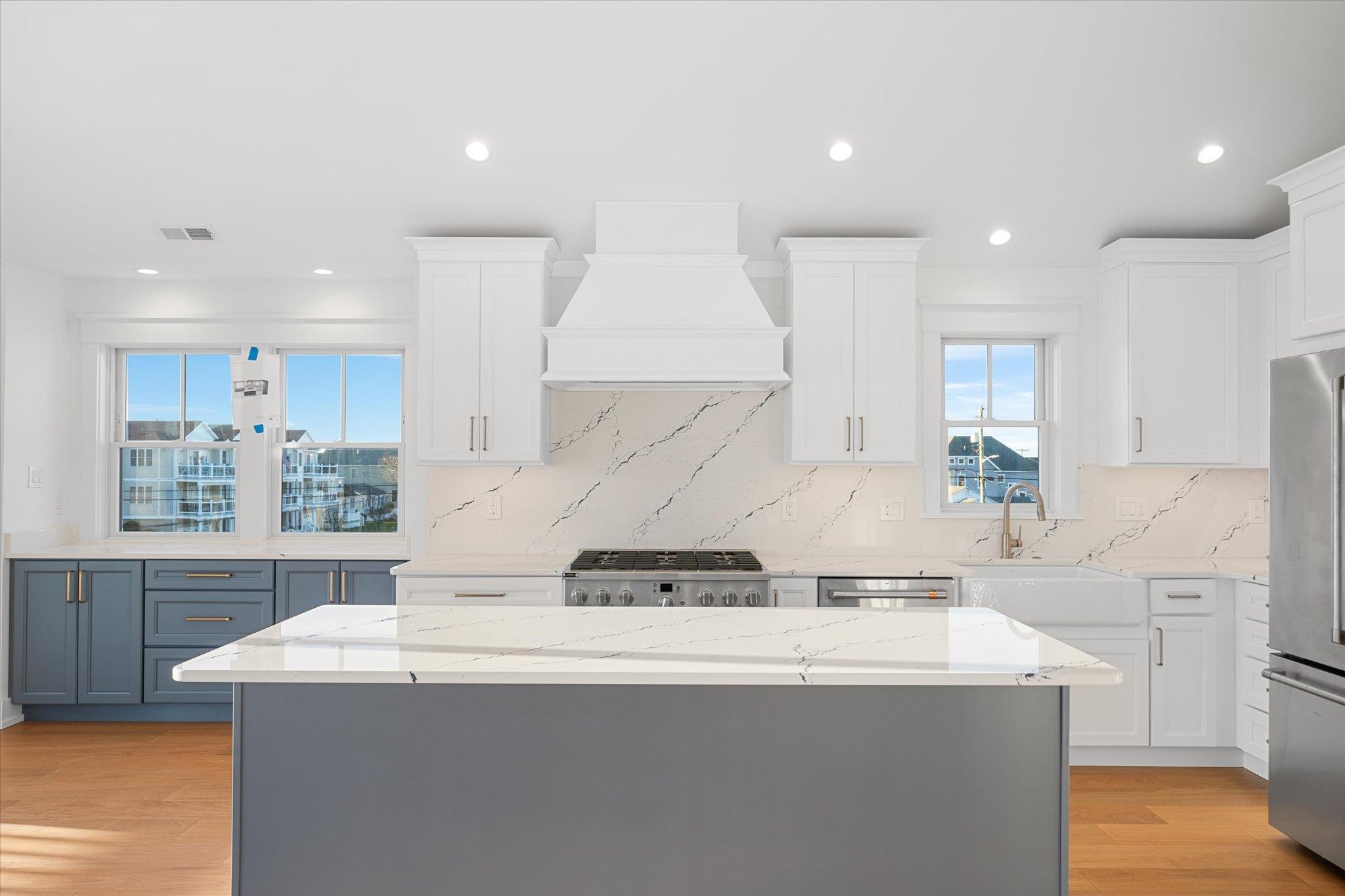 405 E 10th Avenue